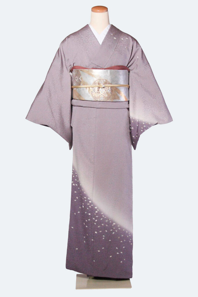 裾暈し花びら散らし